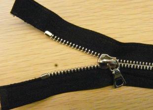 供應(yīng)8#成型牙金屬銅拉鏈/工廠直銷(G2品牌)/拉鏈廠_服裝服飾_世界工廠網(wǎng)中國產(chǎn)品信息庫