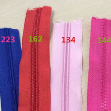 1號(hào)尼龍拉鏈 價(jià)格、批發(fā)與廠家選購全攻略