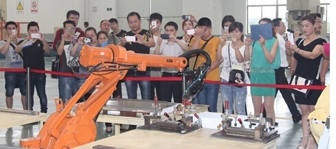 美大集成灶 體驗(yàn)式營(yíng)銷(xiāo)，能否擊中消費(fèi)者的“痛點(diǎn)”？